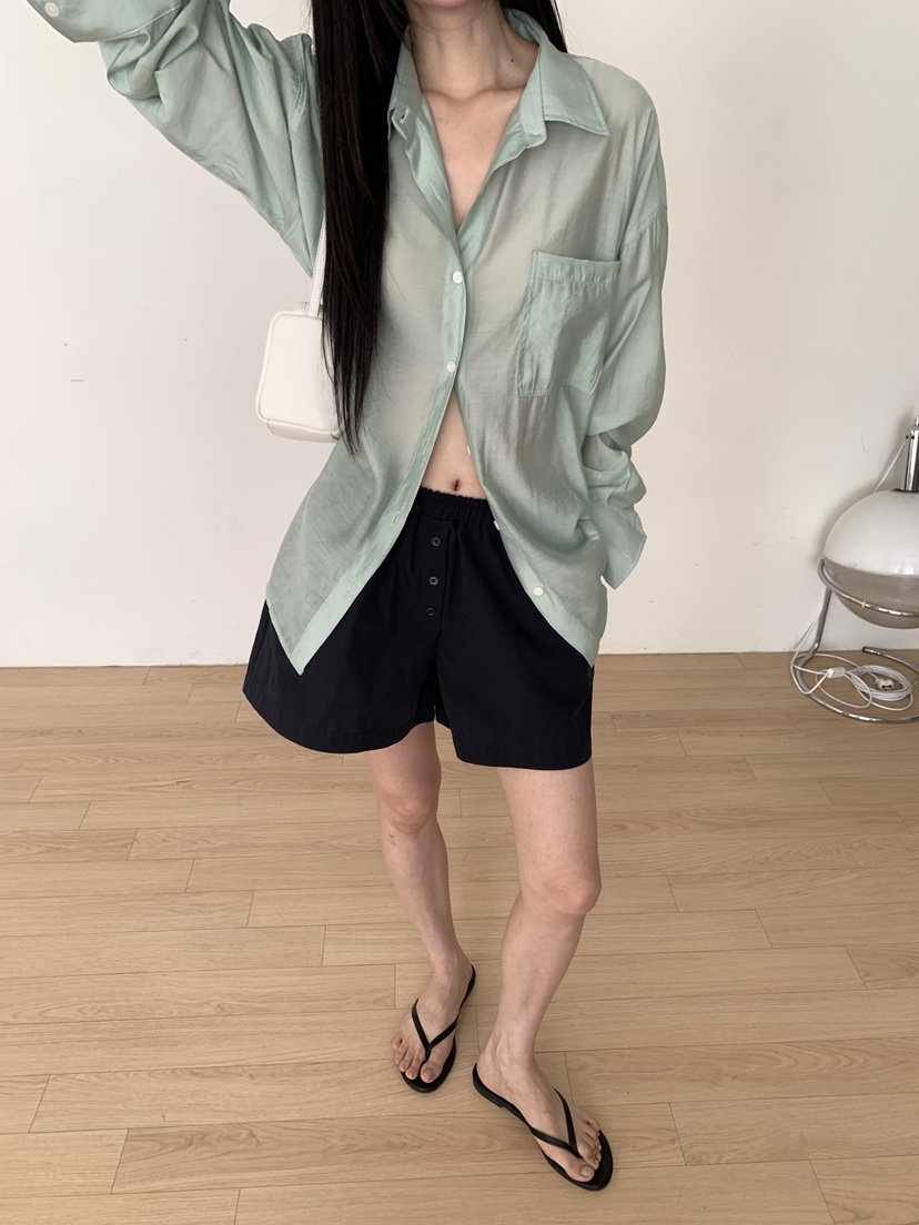 B_GARDER韓國代購女裝新款推薦職業休閑時尚人氣短褲紐扣B.GARDER短褲