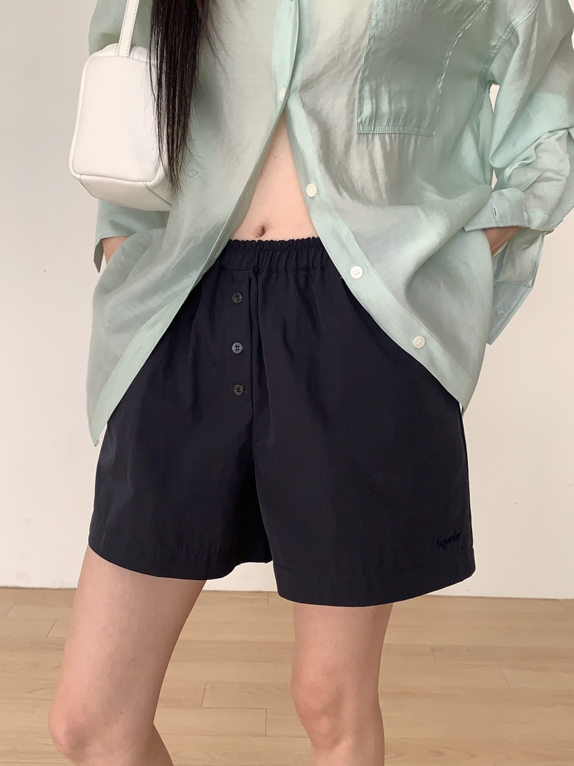 B_GARDER韓國代購女裝新款推薦職業休閑時尚人氣短褲紐扣B.GARDER短褲