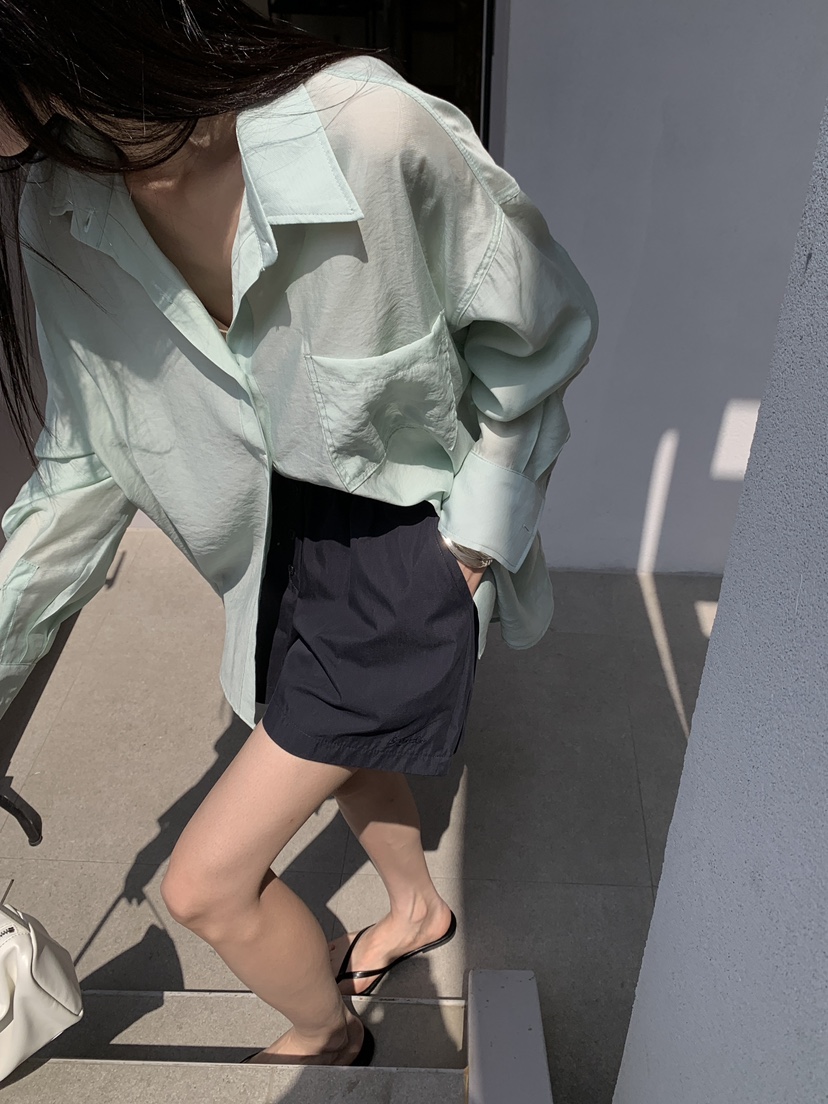 B_GARDER韓國代購女裝新款推薦職業休閑時尚人氣短褲紐扣B.GARDER短褲