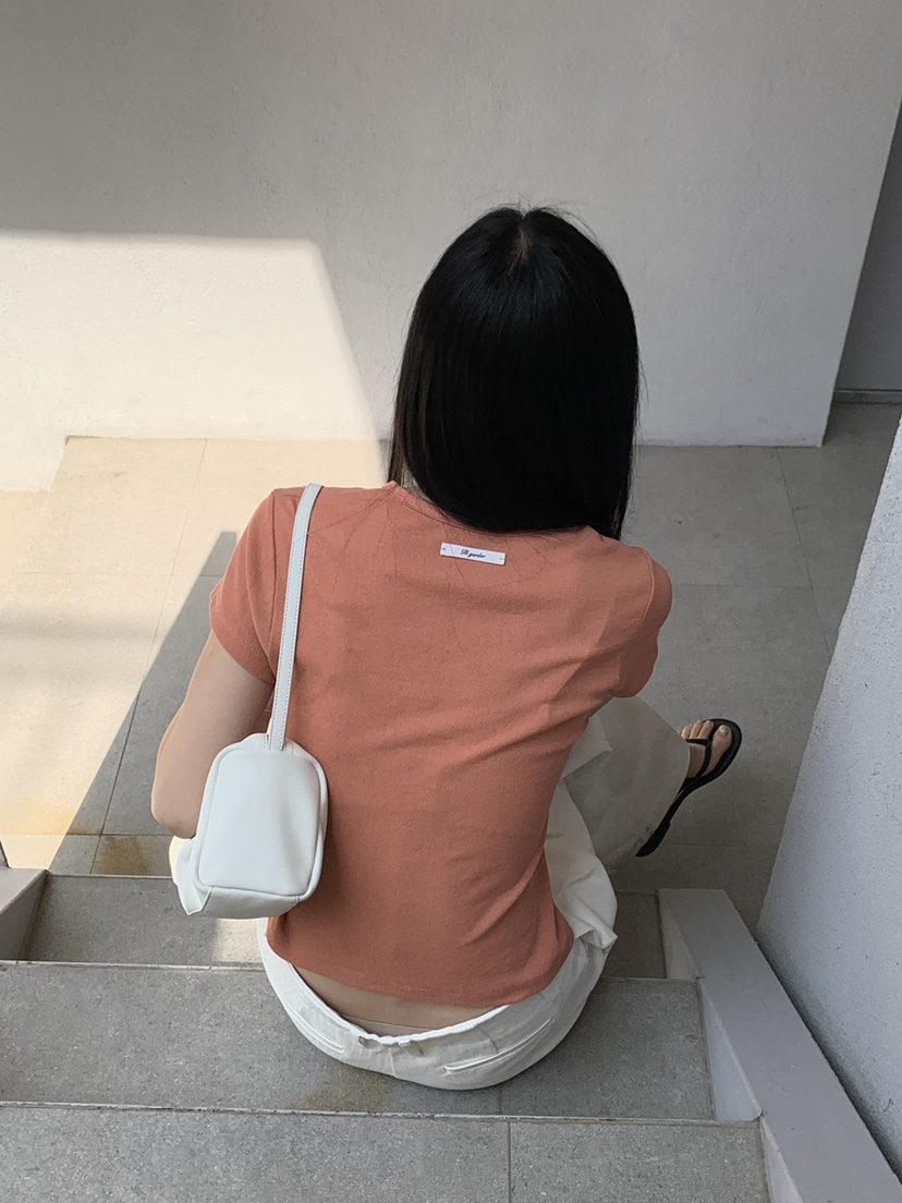 B_GARDER韓國東大門代購女裝新品職業26春夏推薦休閑熱賣T恤B.GARDERT恤