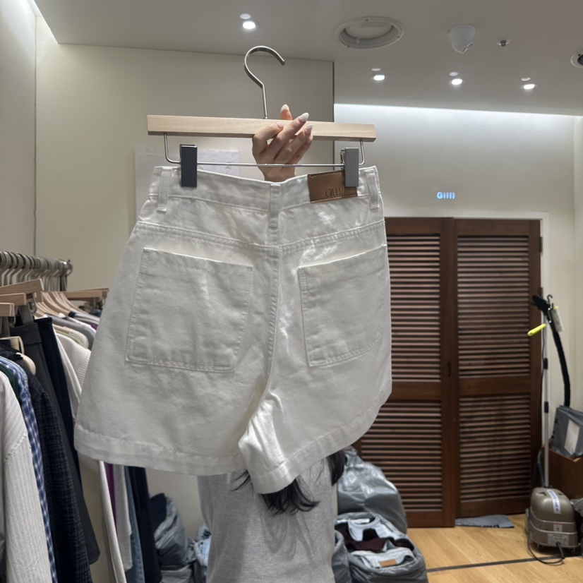 GILLI韓國東大門代購女裝新品熱賣休閑時尚職業推薦短褲口袋GILLI短褲