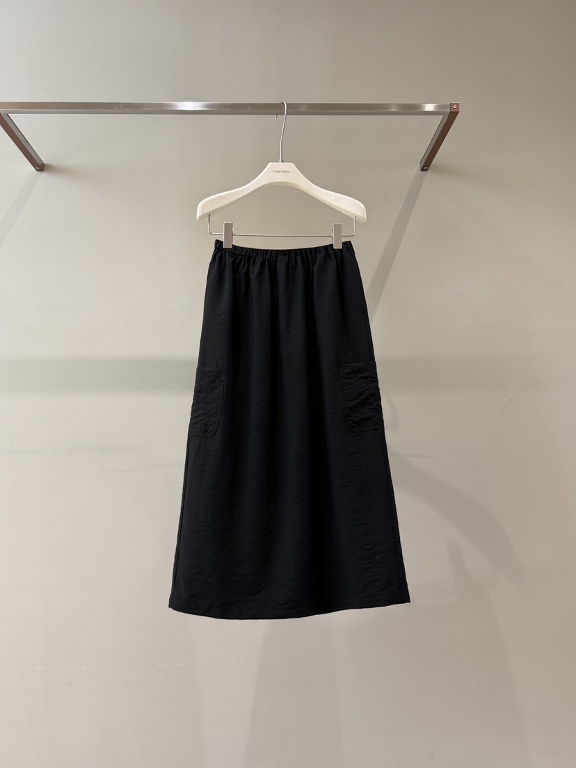 LIMED SPRUCE韓國直郵實拍女裝新款時尚職業推薦26春夏長裙Limed Spruce長裙圖色1