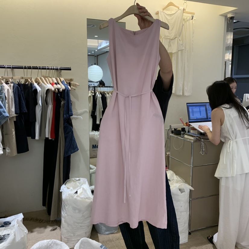 W AND J韓國東大門代購女裝新品26春夏熱賣連衣裙含腰繩W AND J連衣裙圖色1