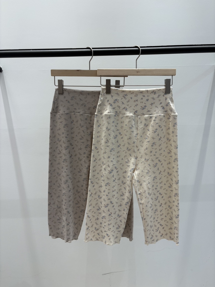 LAIVE韓國東大門直郵女士新品人氣休閑打底褲鯊魚褲緊身褲LAIVE打底褲/鯊魚褲