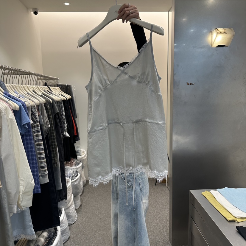 ALTER韓國直郵女裝新款熱賣推薦職業時尚休閑26春夏吊帶背心Alter吊帶/背心圖色1