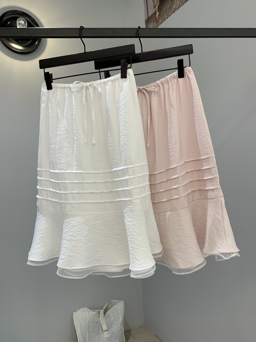 SOFTNESS韓國東大門代購女士新品人氣推薦26春夏長裙褶裥Softness/Cosmic長裙