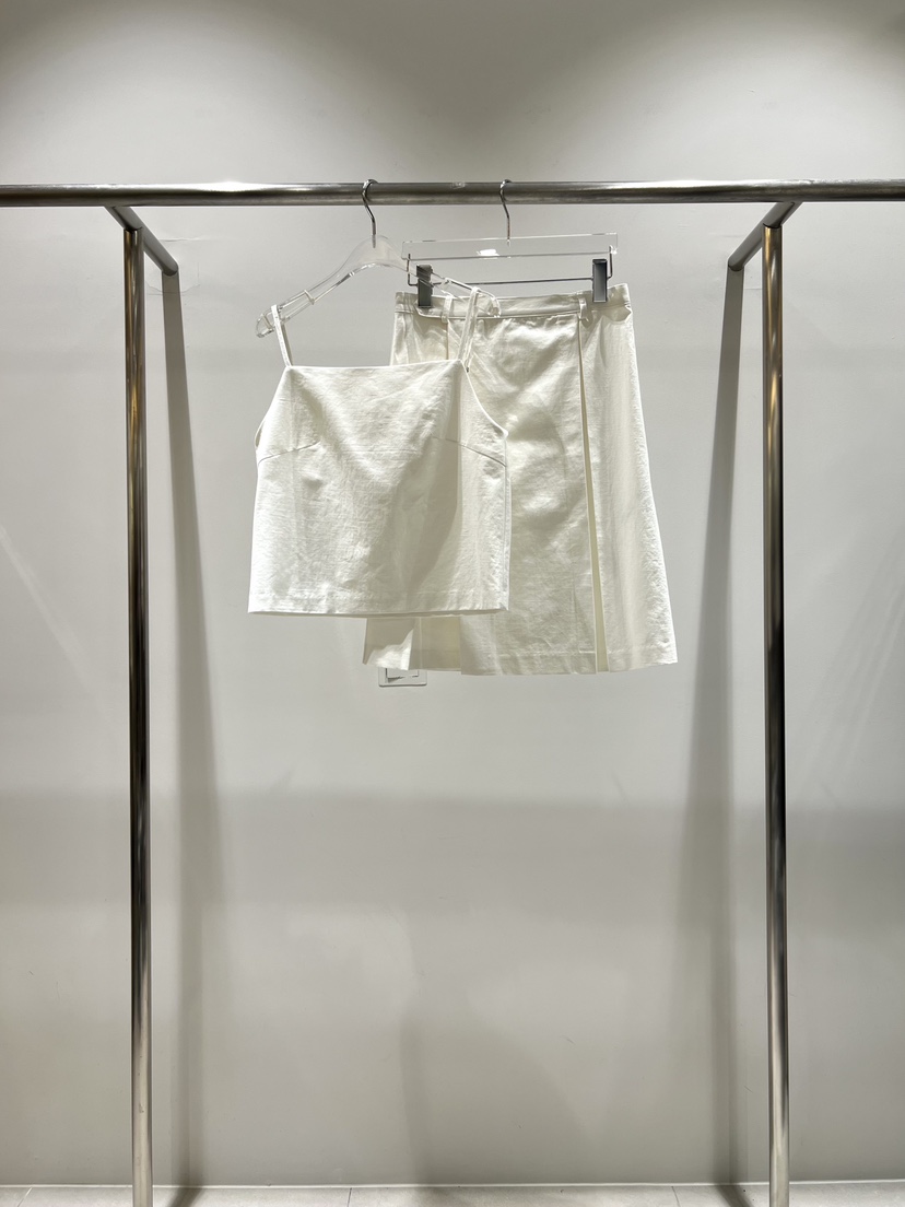 CESTLAVIE韓國東大門直郵女士新款熱賣時尚職業推薦吊帶背心CESTLAVIE吊帶/背心