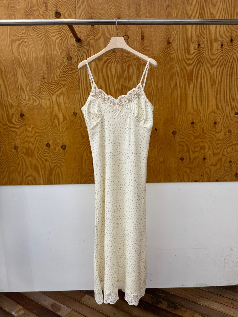 PROJECTVIEW韓國東大門代購女裝新款熱賣推薦職業時尚連衣裙PROJECTVIEW連衣裙圖色2