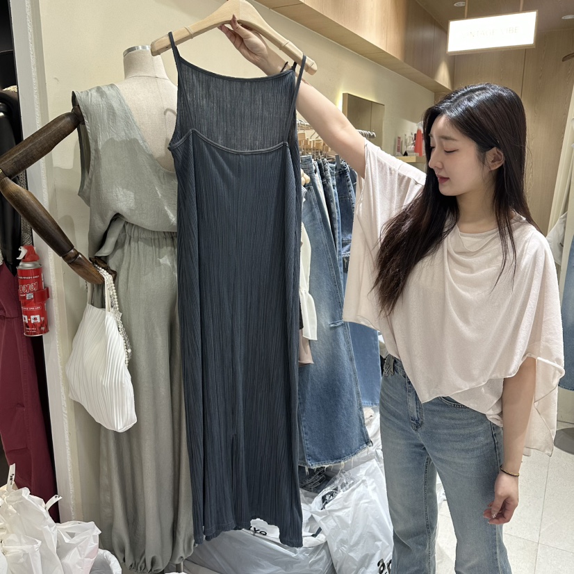 VINTAGE VIBE韓國東大門直郵女士新款推薦人氣連衣裙褶裥VINTAGE VIBE連衣裙