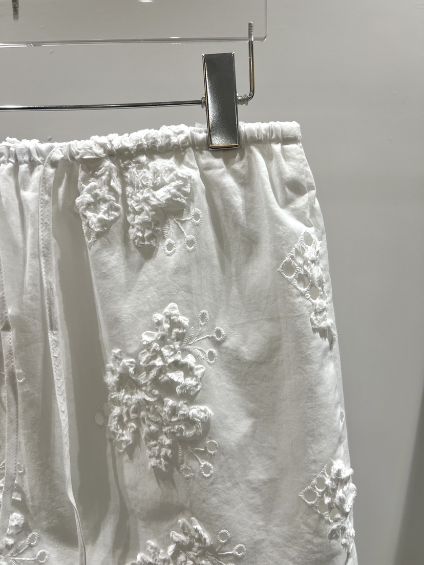 CESTLAVIE韓國直郵女士新款休閑時尚人氣26春夏推薦職業短裙CESTLAVIE短裙