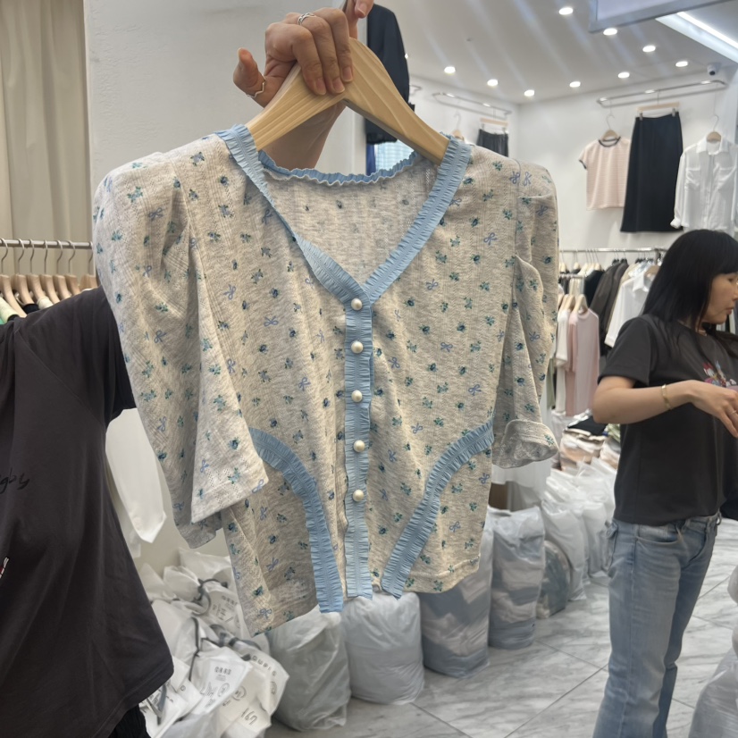 BEEN-A韓國東大門直郵女士新品休閑時尚熱賣推薦職業T恤BEEN-AT恤圖色2