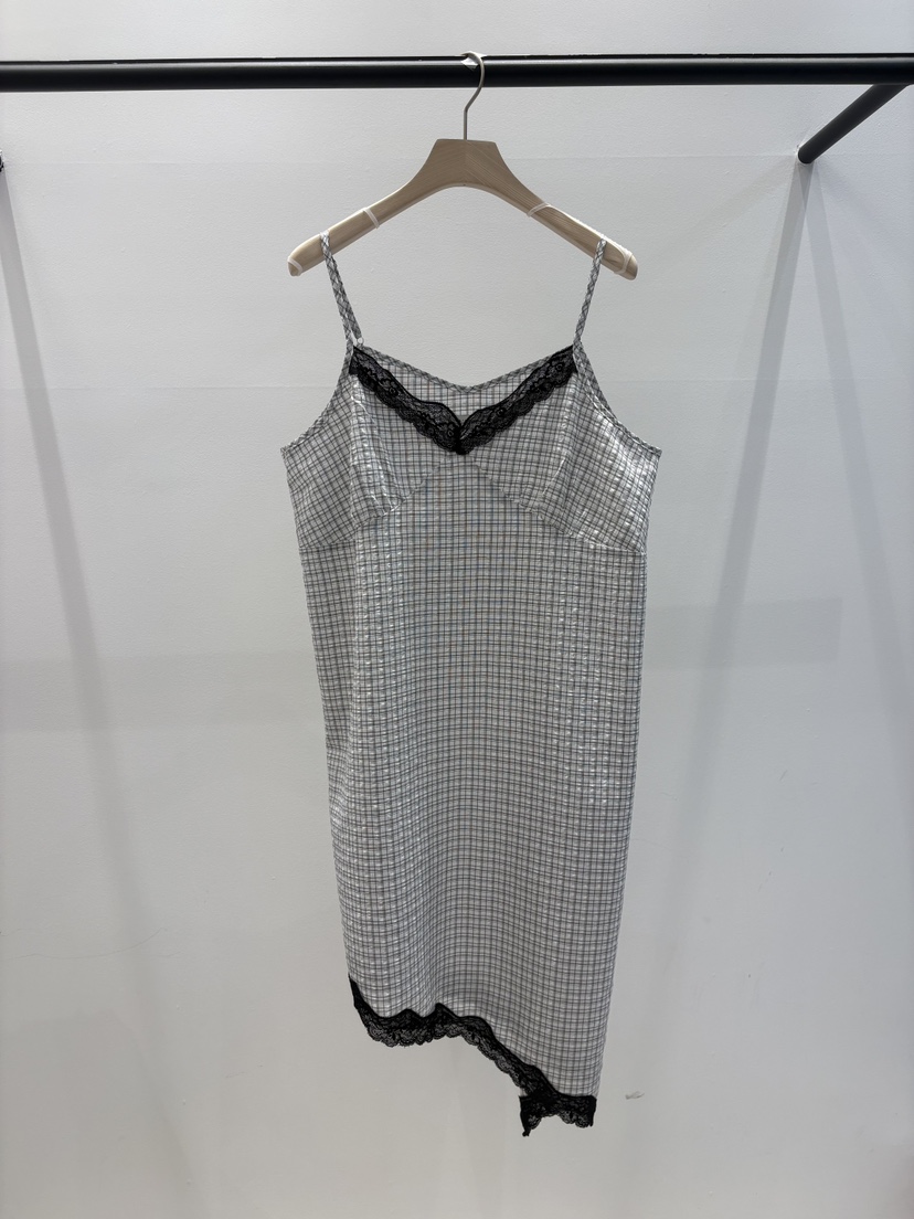 LAIVE韓國東大門直郵女裝新款人氣休閑職業26春夏熱賣連衣裙LAIVE連衣裙圖色1