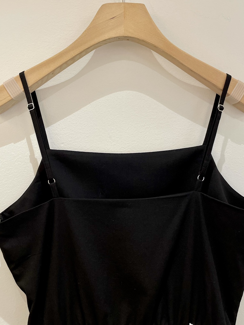 OBSESS韓國東大門代購女裝新款推薦熱賣時尚人氣吊帶背心OBSESS/EARLY BIRD吊帶/背心