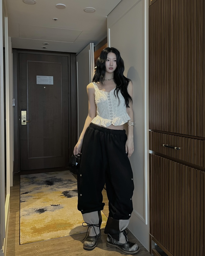 LOVE PULL韓國代購女裝新品推薦時尚26春夏職業吊帶背心LOVE PULL吊帶/背心