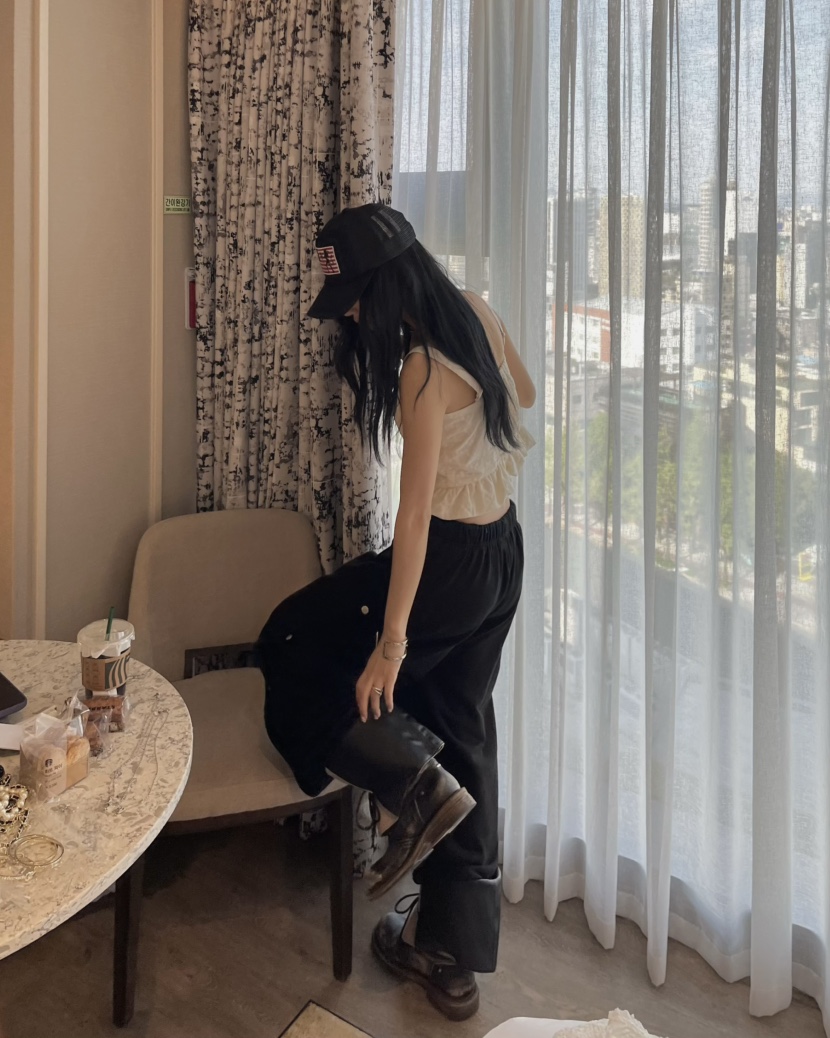 LOVE PULL韓國代購女裝新品推薦時尚26春夏職業吊帶背心LOVE PULL吊帶/背心