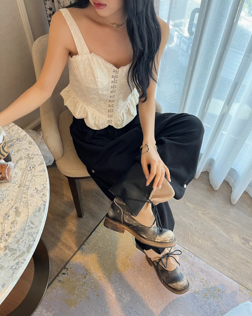 LOVE PULL韓國代購女裝新品推薦時尚26春夏職業吊帶背心LOVE PULL吊帶/背心