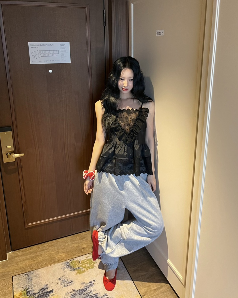 LOVE PULL韓國東大門直郵女裝新品時尚職業26春夏吊帶背心LOVE PULL吊帶/背心