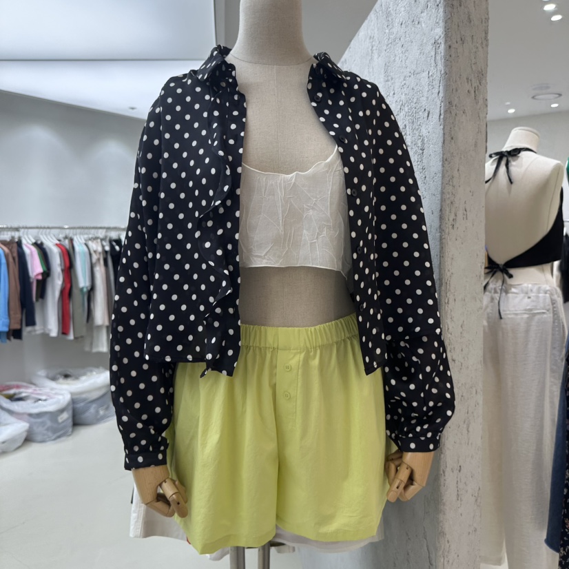 SIXTEEN韓國東大門直郵女裝新款熱賣職業26春夏襯衫蕾絲衫SIXTEEN襯衫/蕾絲衫圖色2