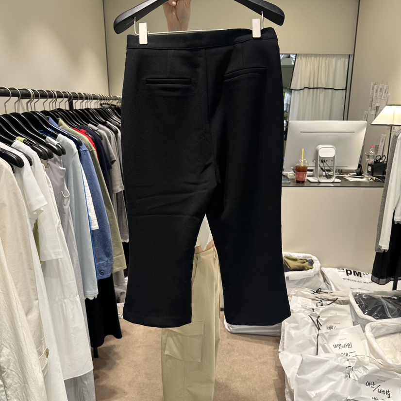 RE STOCK韓國直郵實拍女士新款休閑推薦人氣時尚職業短褲RE STOCK短褲