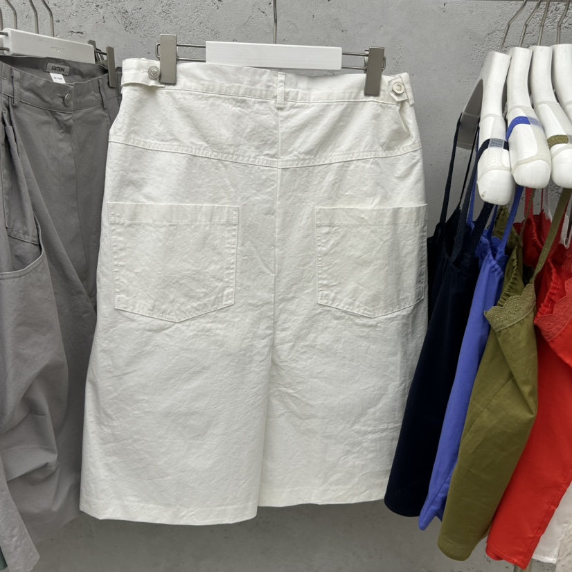 SIXTEEN韓國東大門直郵女士新品職業人氣推薦時尚熱賣短褲SIXTEEN短褲