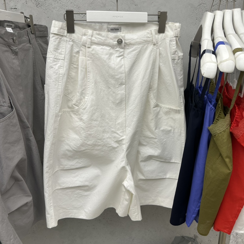 SIXTEEN韓國東大門直郵女士新品職業人氣推薦時尚熱賣短褲SIXTEEN短褲圖色1