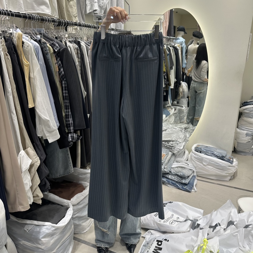 AT THE END韓國東大門直郵女裝新款熱賣26春夏休閑褲褶裥AT THE END休閑褲