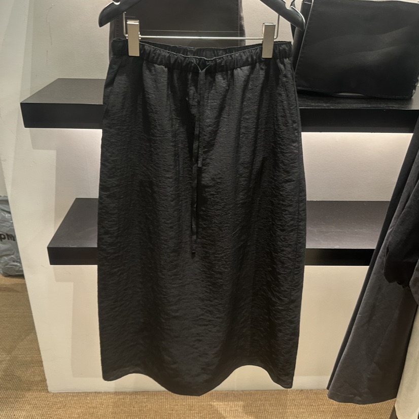 FEBRUARY 11韓國直郵女士新品休閑人氣職業半身裙中短裙FEBRUARY 11半身裙/中短裙圖色2黑色