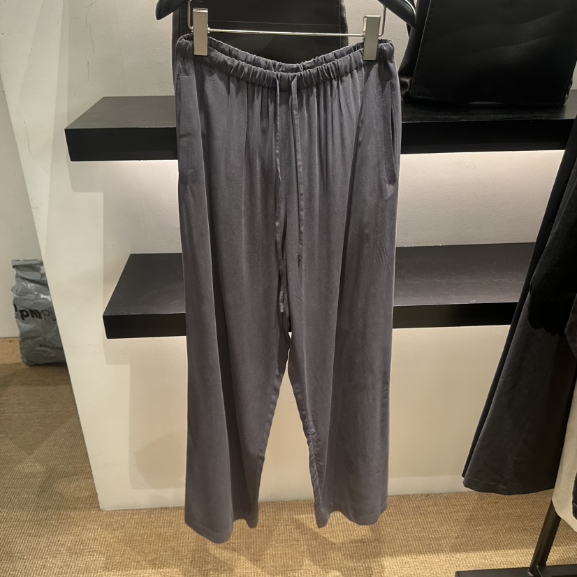 FEBRUARY 11韓國東大門代購女裝新款時尚推薦休閑休閑褲FEBRUARY 11休閑褲圖色1墨色