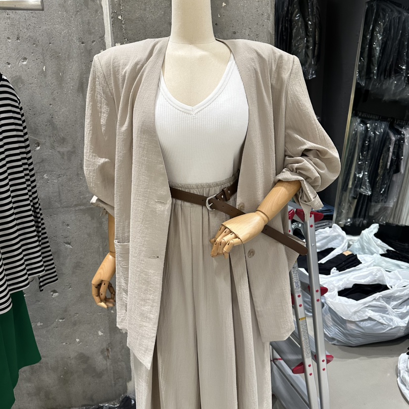 JUNI韓國東大門直郵女裝新款26春夏職業推薦人氣時尚夾克my juni夾克圖色2