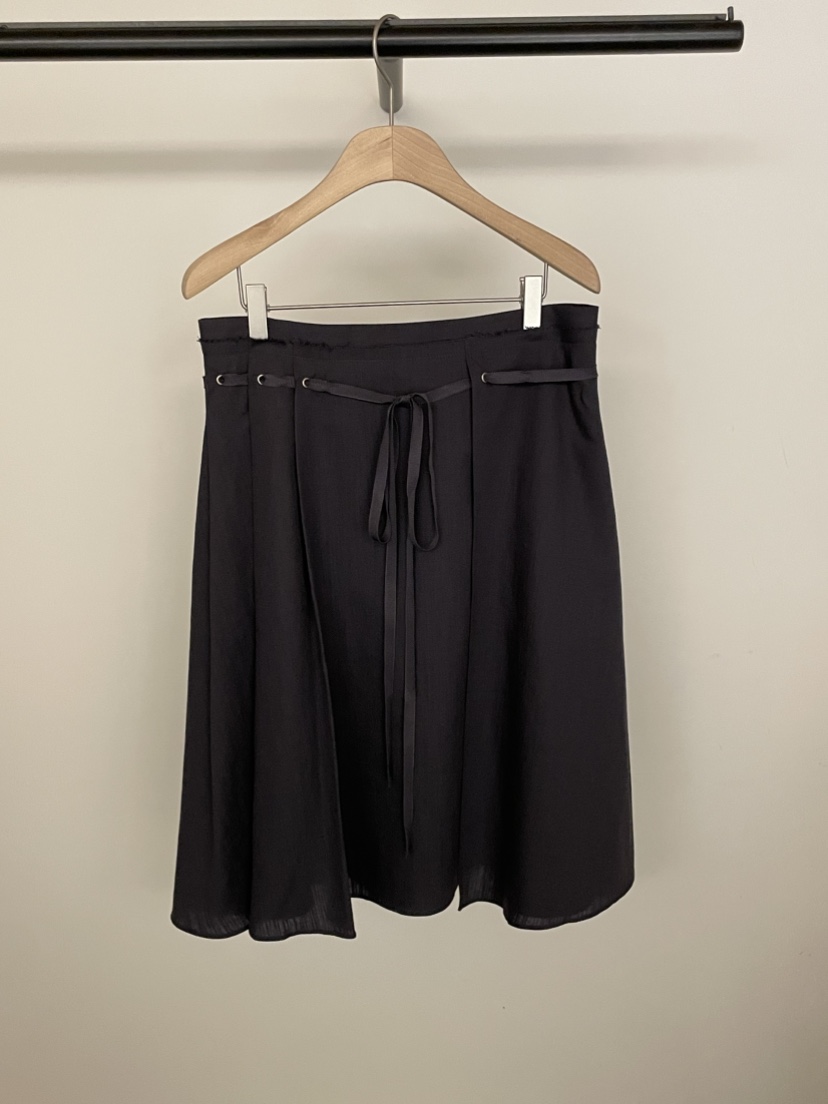 BOLD-A韓國直郵女士新款時尚人氣26春夏職業短裙孔眼亞麻RE BOLD短裙圖色2