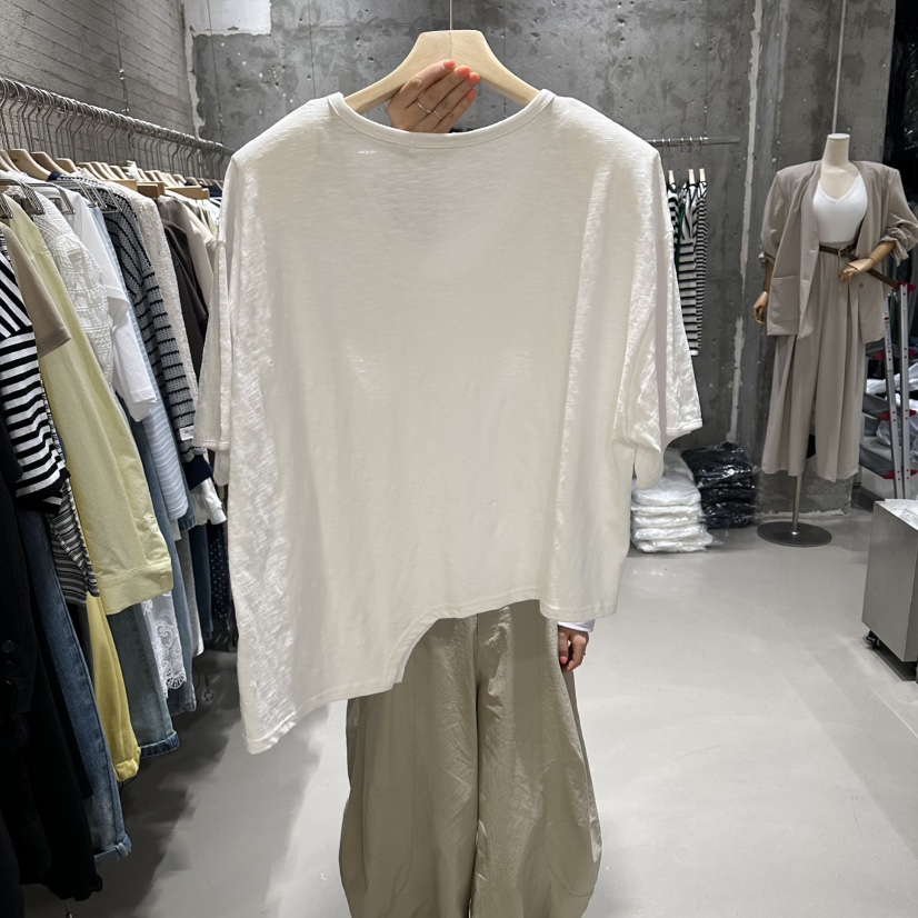 JUNI韓國東大門代購女裝新品時尚人氣26春夏推薦職業熱賣T恤my juniT恤