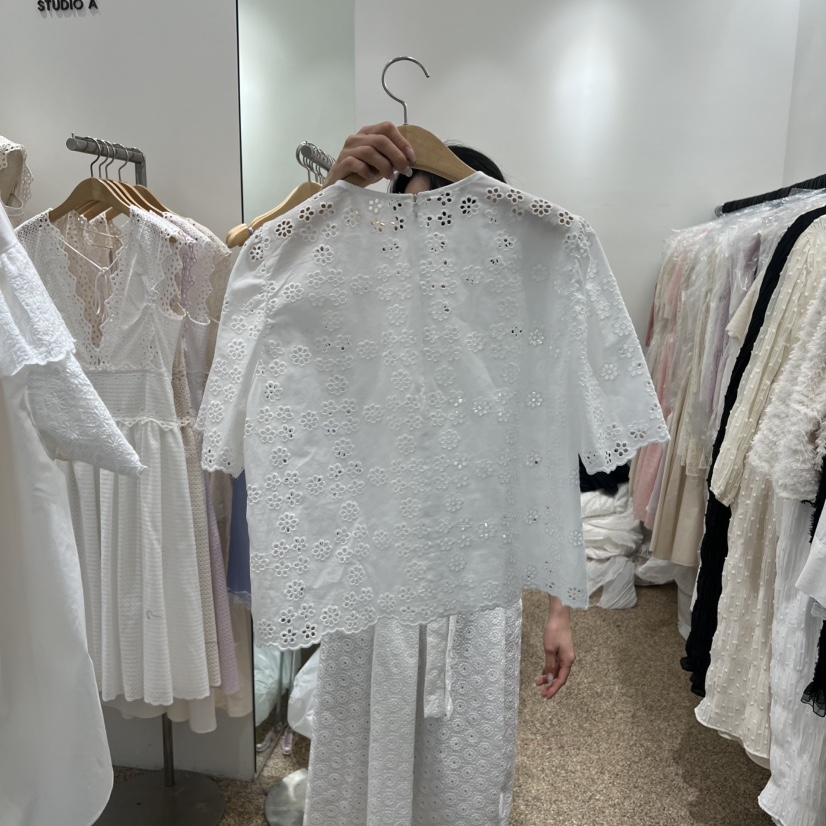 A韓國東大門直郵女裝新品職業26春夏人氣推薦熱賣襯衫蕾絲衫A STORE襯衫/蕾絲衫