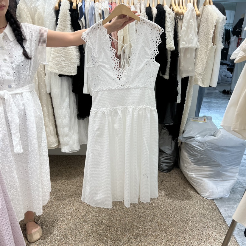 A韓國東大門直郵女裝新品推薦熱賣休閑時尚連衣裙不含內搭A STORE連衣裙圖色3