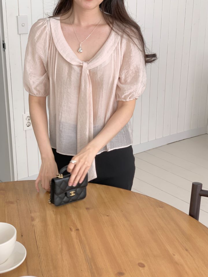 CRONG韓國直郵實拍女裝新款26春夏時尚職業襯衫蕾絲衫褶裥緞CRONG襯衫/蕾絲衫