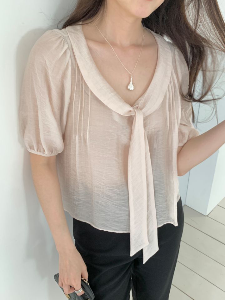 CRONG韓國直郵實拍女裝新款26春夏時尚職業襯衫蕾絲衫褶裥緞CRONG襯衫/蕾絲衫