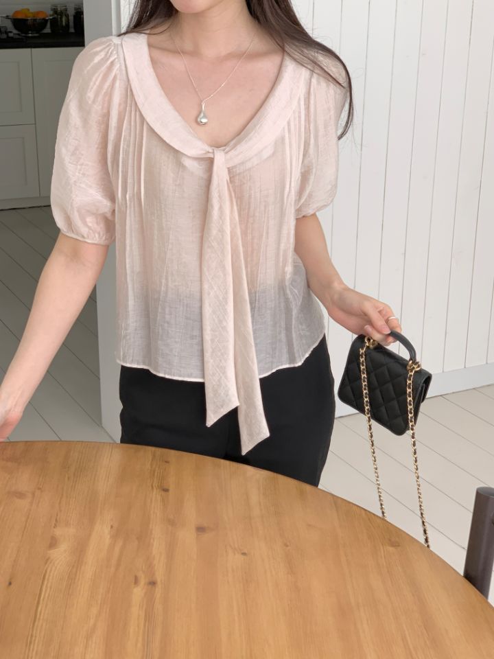 CRONG韓國直郵實拍女裝新款26春夏時尚職業襯衫蕾絲衫褶裥緞CRONG襯衫/蕾絲衫