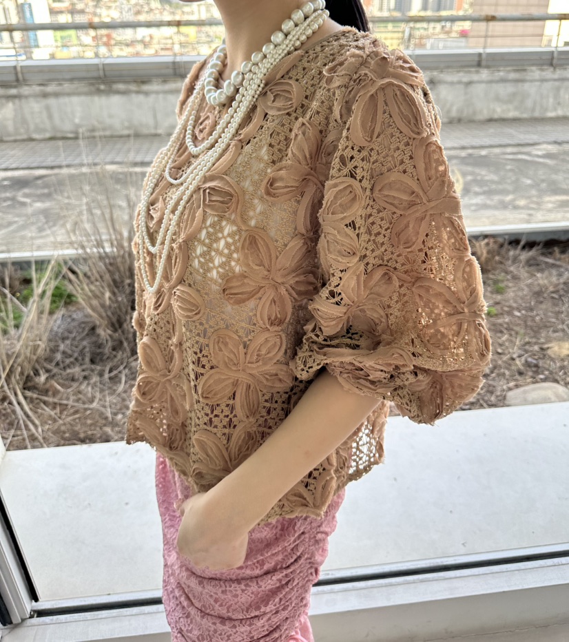 JENNY 1976韓國代購女裝新品熱賣推薦襯衫蕾絲衫花朵蕾絲JENNY 1976襯衫/蕾絲衫