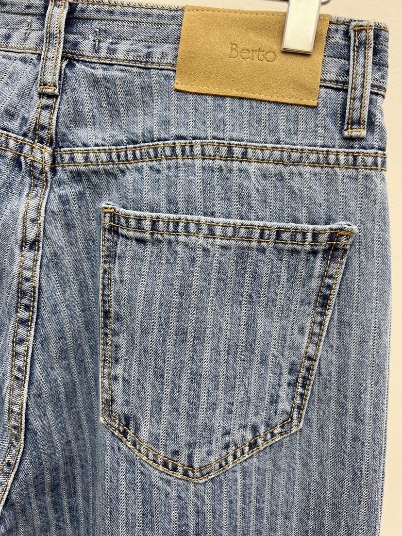 BLACK PIG韓國代購女士新品休閑26春夏熱賣人氣推薦牛仔褲VIVIAN_LEE牛仔褲