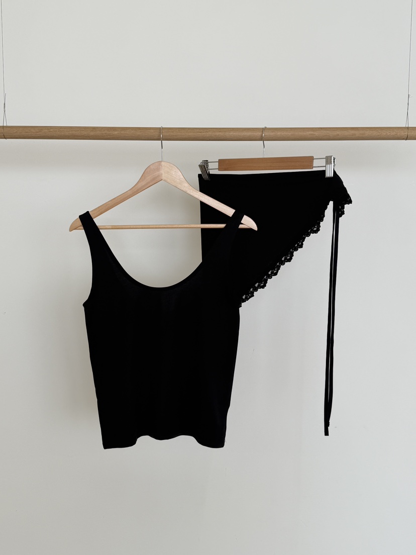 OURWAVE/OUR ROOM韓國東大門代購女裝新品推薦套裝套裝Our Wave/Our Room套裝圖色1