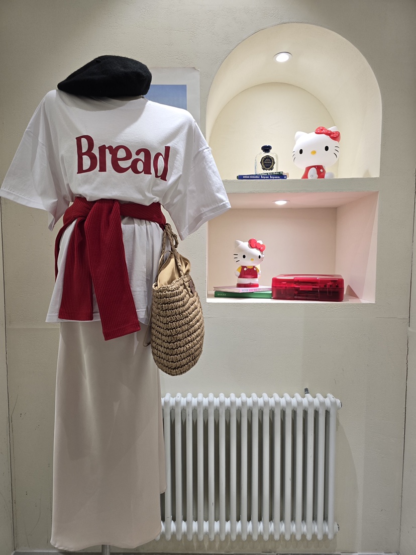 LIKEVAM韓國東大門代購女士新款26春夏人氣職業熱賣時尚T恤LIKEVAMT恤