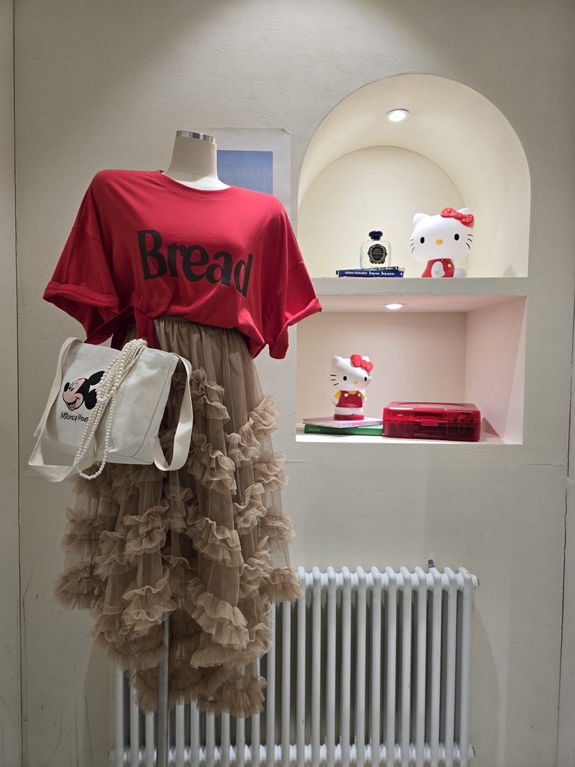 LIKEVAM韓國東大門代購女士新款26春夏人氣職業熱賣時尚T恤LIKEVAMT恤