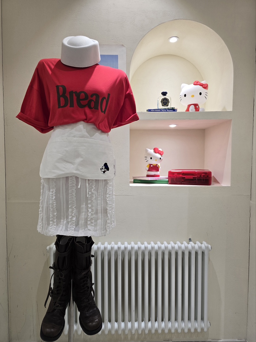 LIKEVAM韓國東大門代購女士新款26春夏人氣職業熱賣時尚T恤LIKEVAMT恤