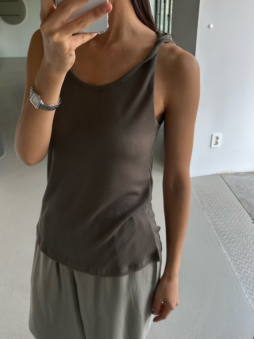 LE VASE東大門直郵女士新款職業26春夏休閑時尚吊帶背心LE VASE吊帶/背心