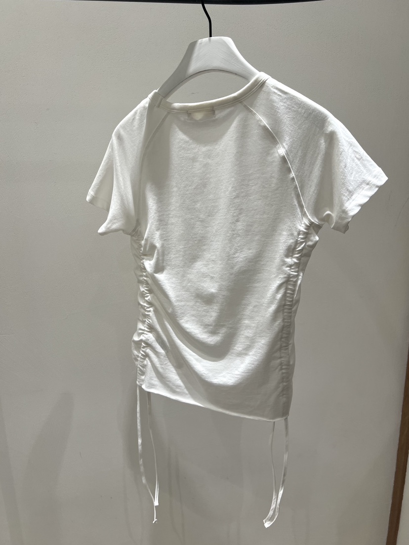 LOFN韓國直郵實拍女裝新品職業26春夏時尚熱賣休閑推薦T恤LOFNT恤