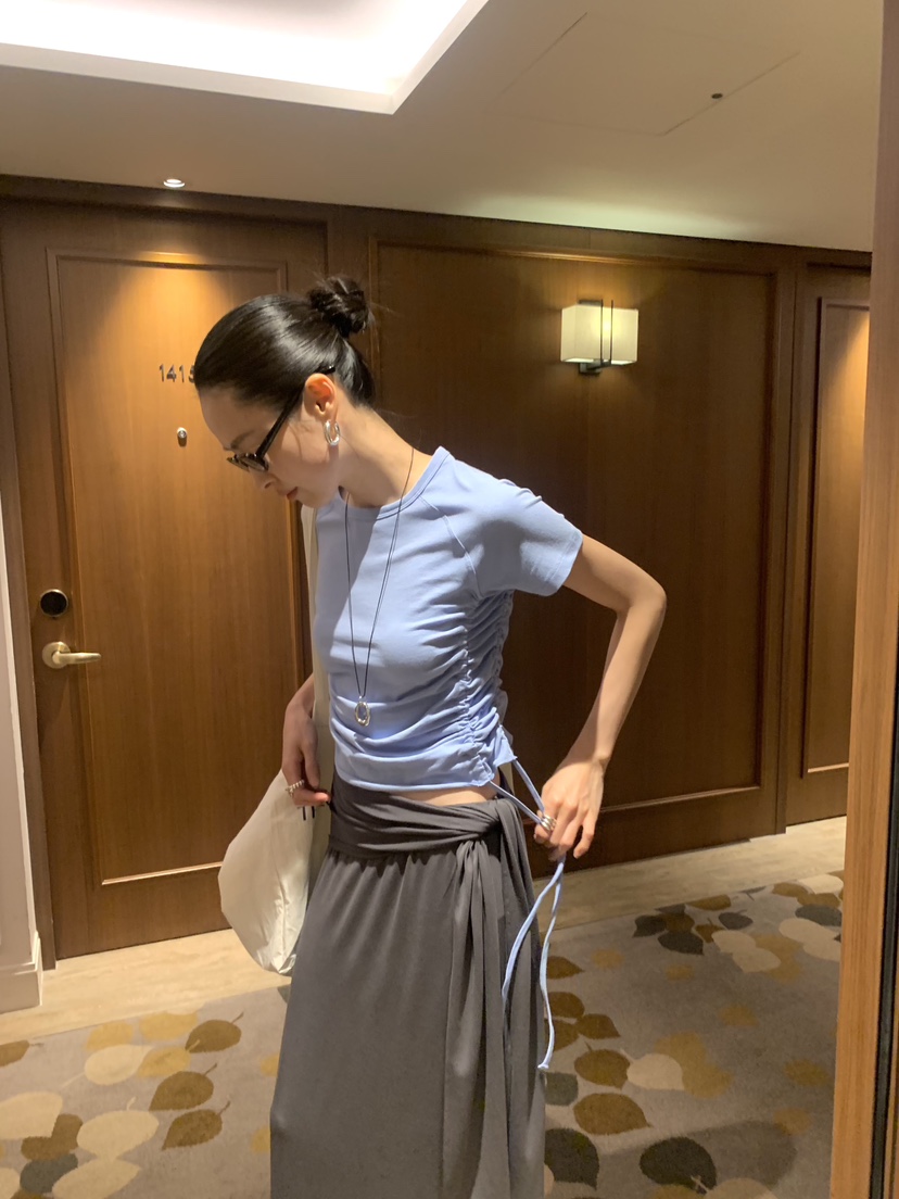 LOFN韓國直郵實拍女裝新品職業26春夏時尚熱賣休閑推薦T恤LOFNT恤