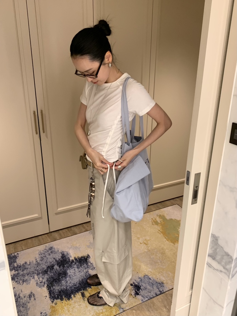 LOFN韓國直郵實拍女裝新品職業26春夏時尚熱賣休閑推薦T恤LOFNT恤