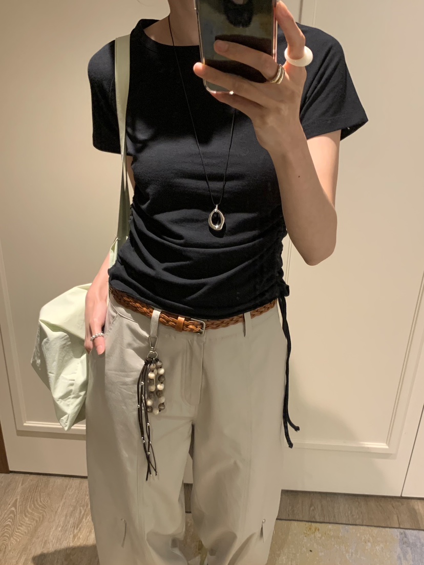 LOFN韓國直郵實拍女裝新品職業26春夏時尚熱賣休閑推薦T恤LOFNT恤