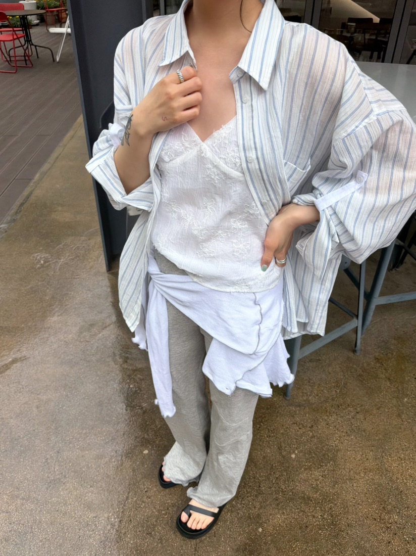 GLITTER韓國直郵實拍女裝新品熱賣時尚推薦人氣襯衫蕾絲衫GLITTER襯衫/蕾絲衫