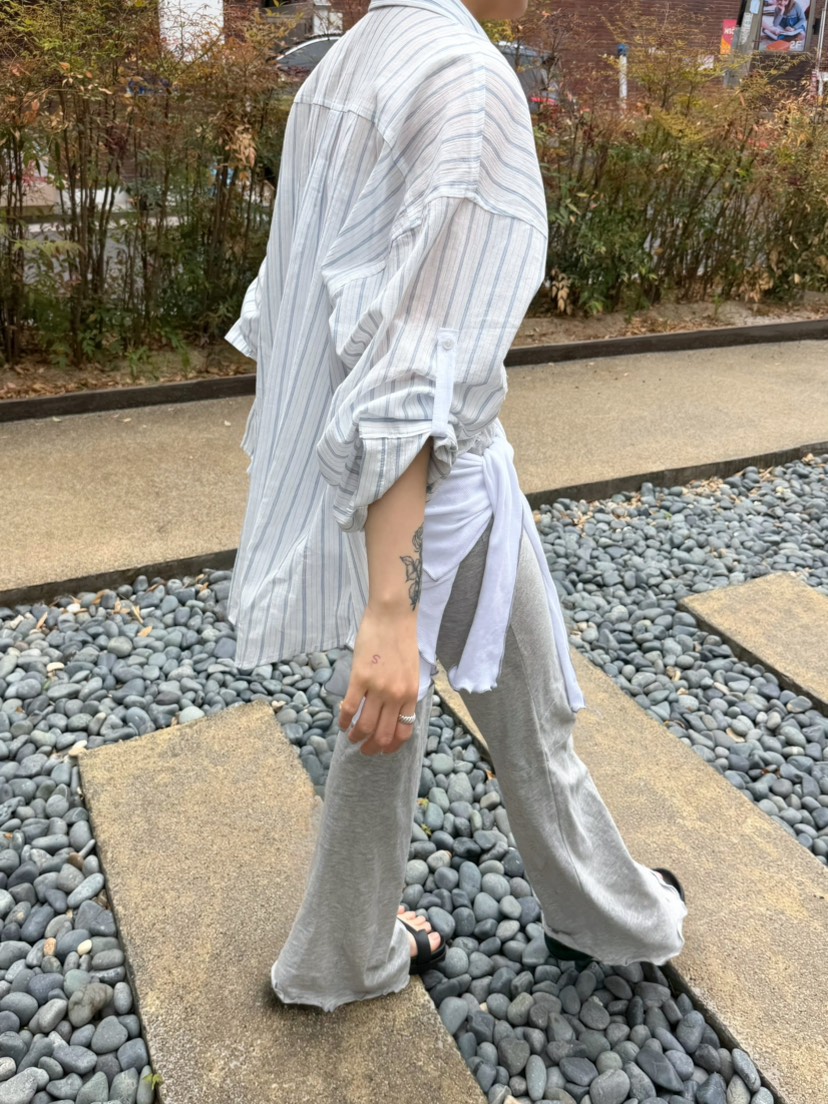 GLITTER韓國直郵實拍女裝新品熱賣時尚推薦人氣襯衫蕾絲衫GLITTER襯衫/蕾絲衫