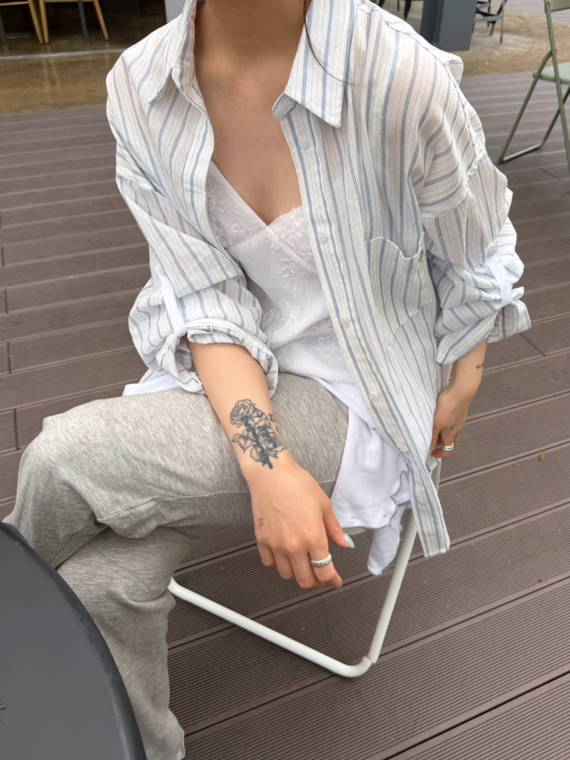 GLITTER韓國直郵實拍女裝新品熱賣時尚推薦人氣襯衫蕾絲衫GLITTER襯衫/蕾絲衫